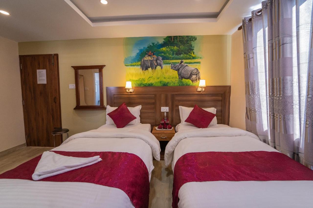 Hotel Royal Image Pokhara Exterior foto