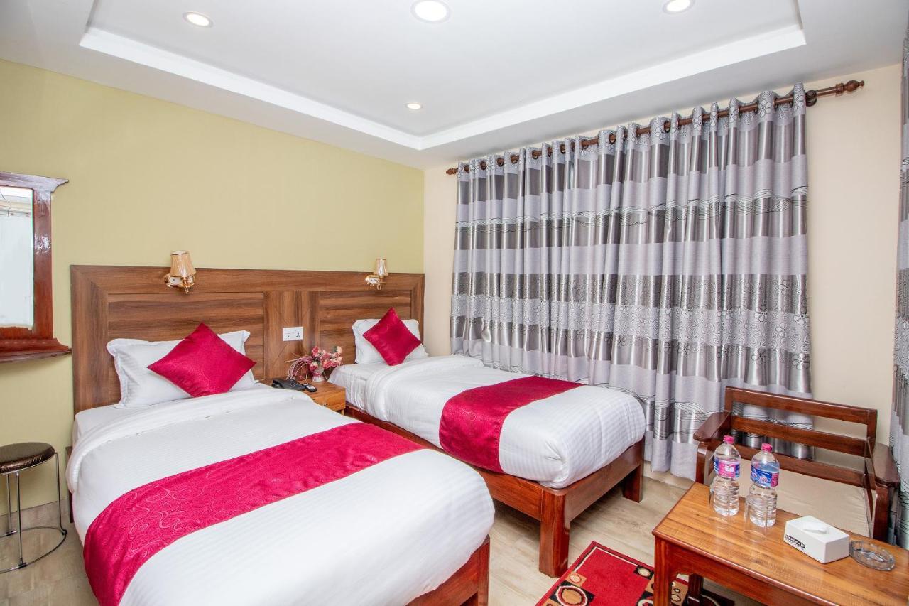 Hotel Royal Image Pokhara Exterior foto